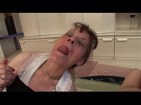 ❤️ Tokorua nga kuia me tetahi koroua he tokotoru Karekau Nui i mi.eviewporn.ru ❌️❤